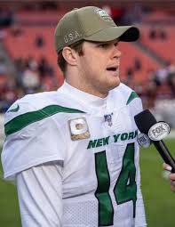 Sam Darnold on the New York Jets, talking to a reporter after a game